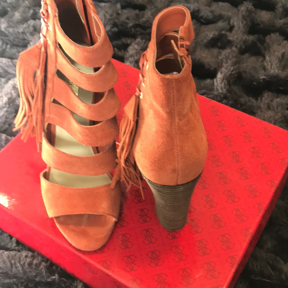 Ladies booties worn once! EXCELLENT CONDITION!
